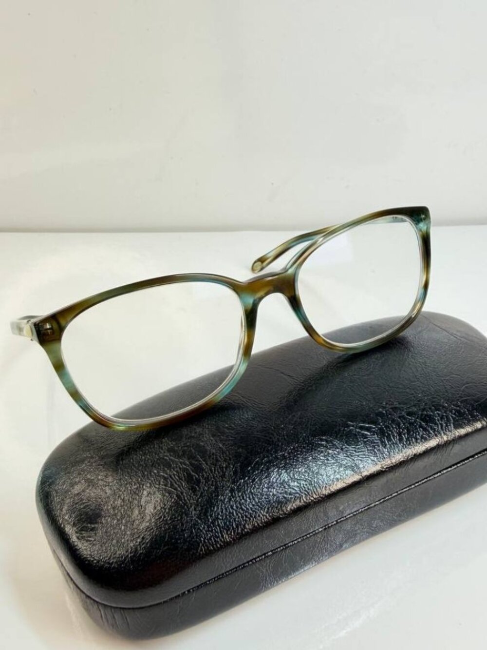 Tiffany & Co. TF2109-H-B Eyeglasses – 53-17-140 – Made in Italy